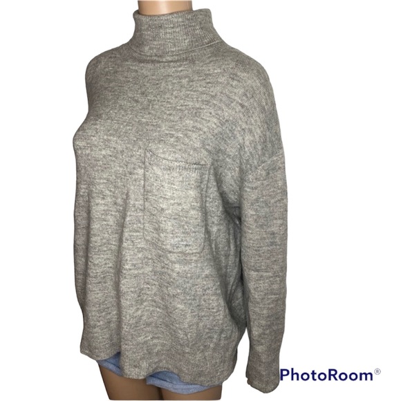 OAK + FORT Solid Gray Oversized Long Sleeve Turtleneck Sweater W/ Front Pocket - Picture 2 of 7